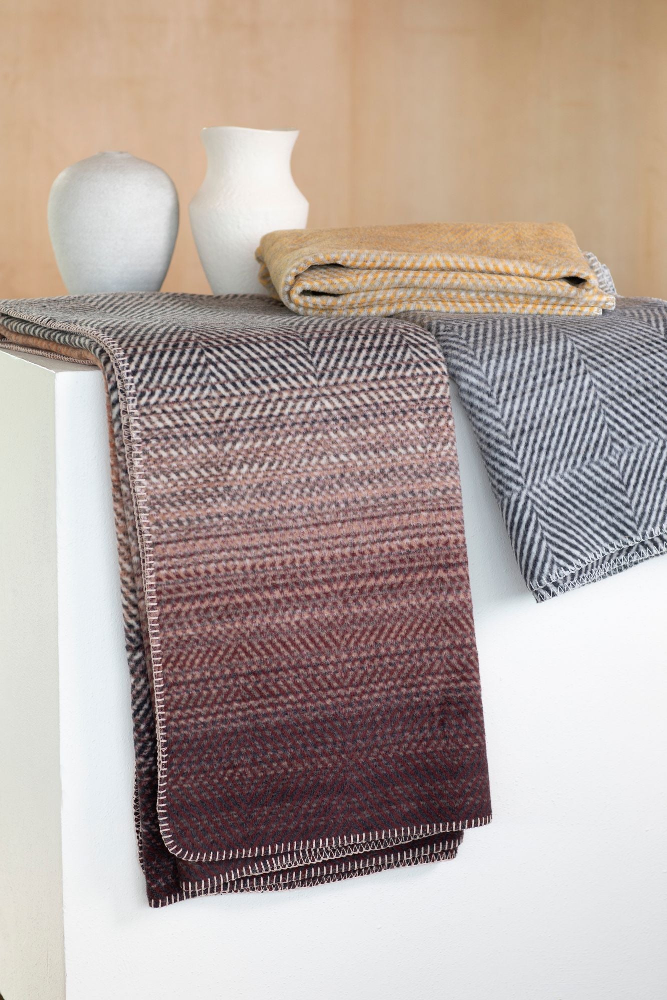 SAVONA Throw "Gradient Herringbone"