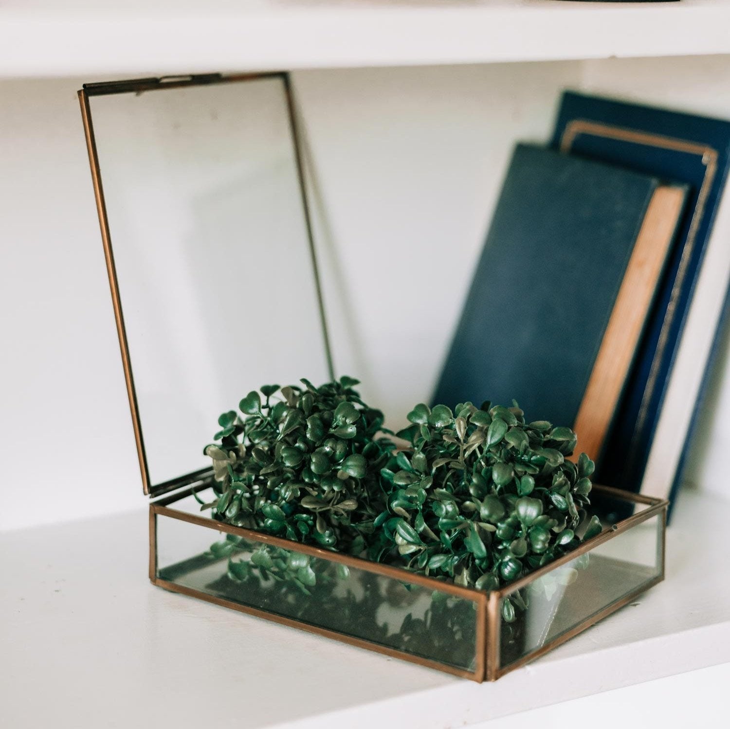 Antiqued Brass Keepsake Box - Osadia Concept Store
