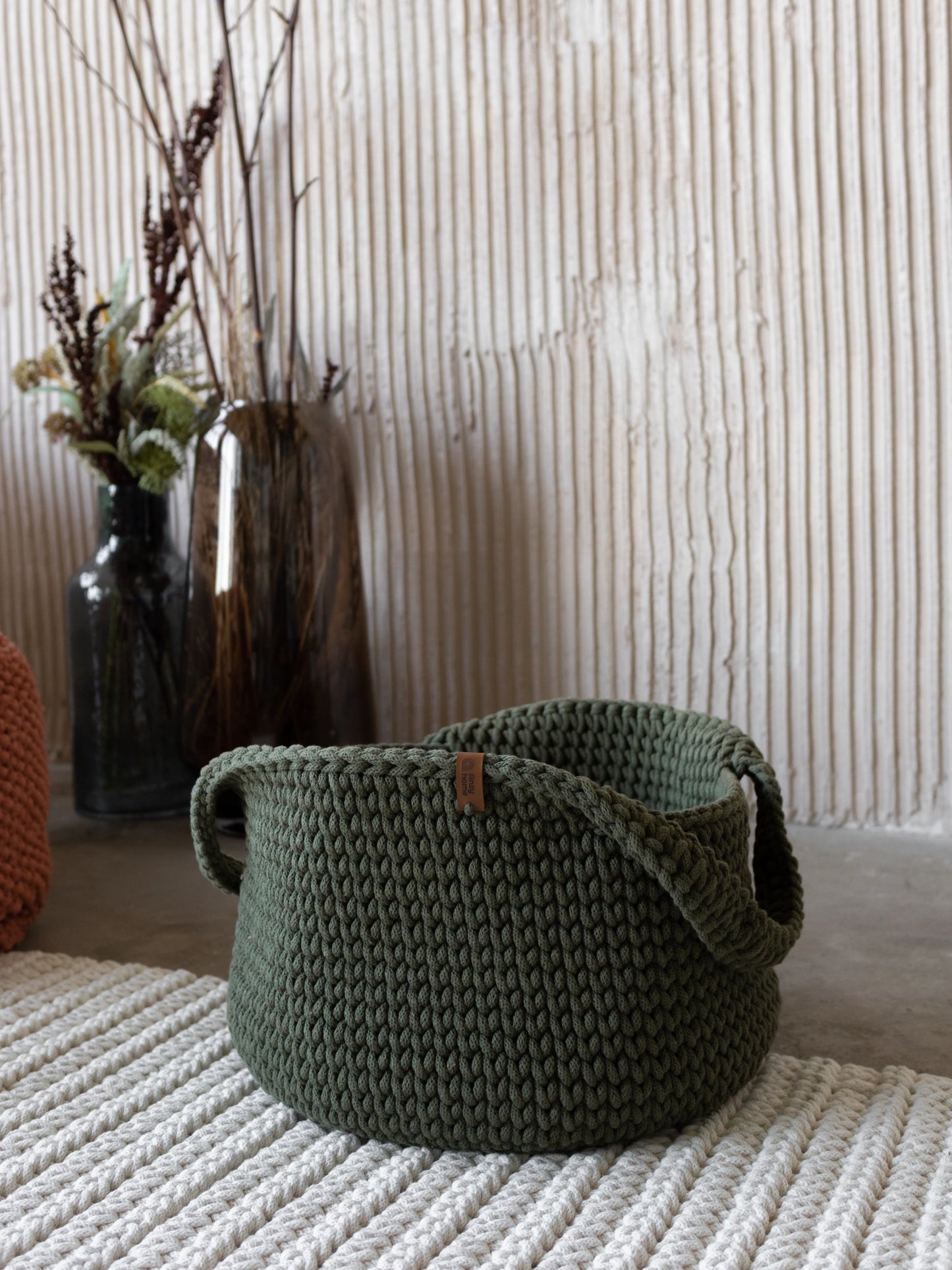 Basket Round with Handles