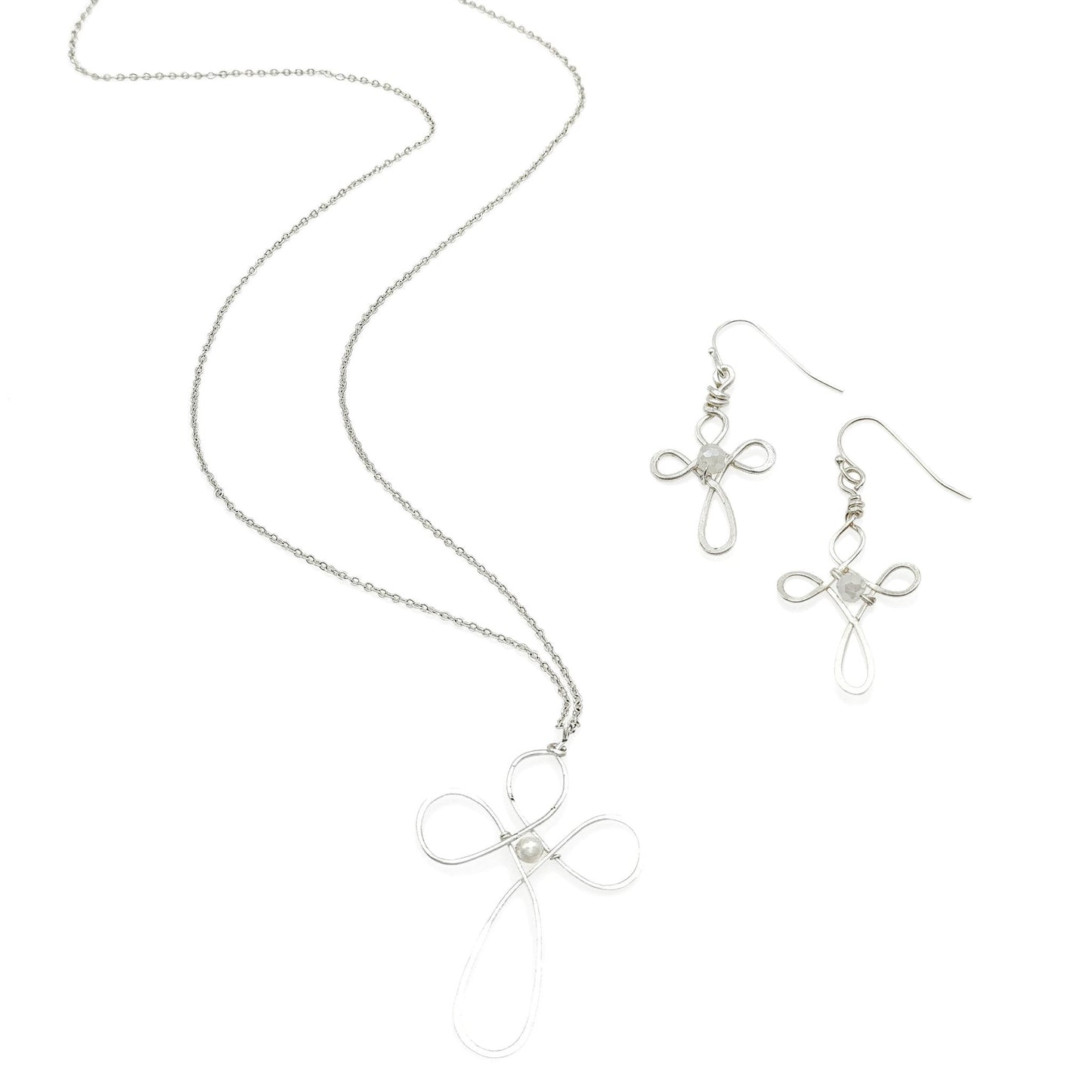 Believe earrings