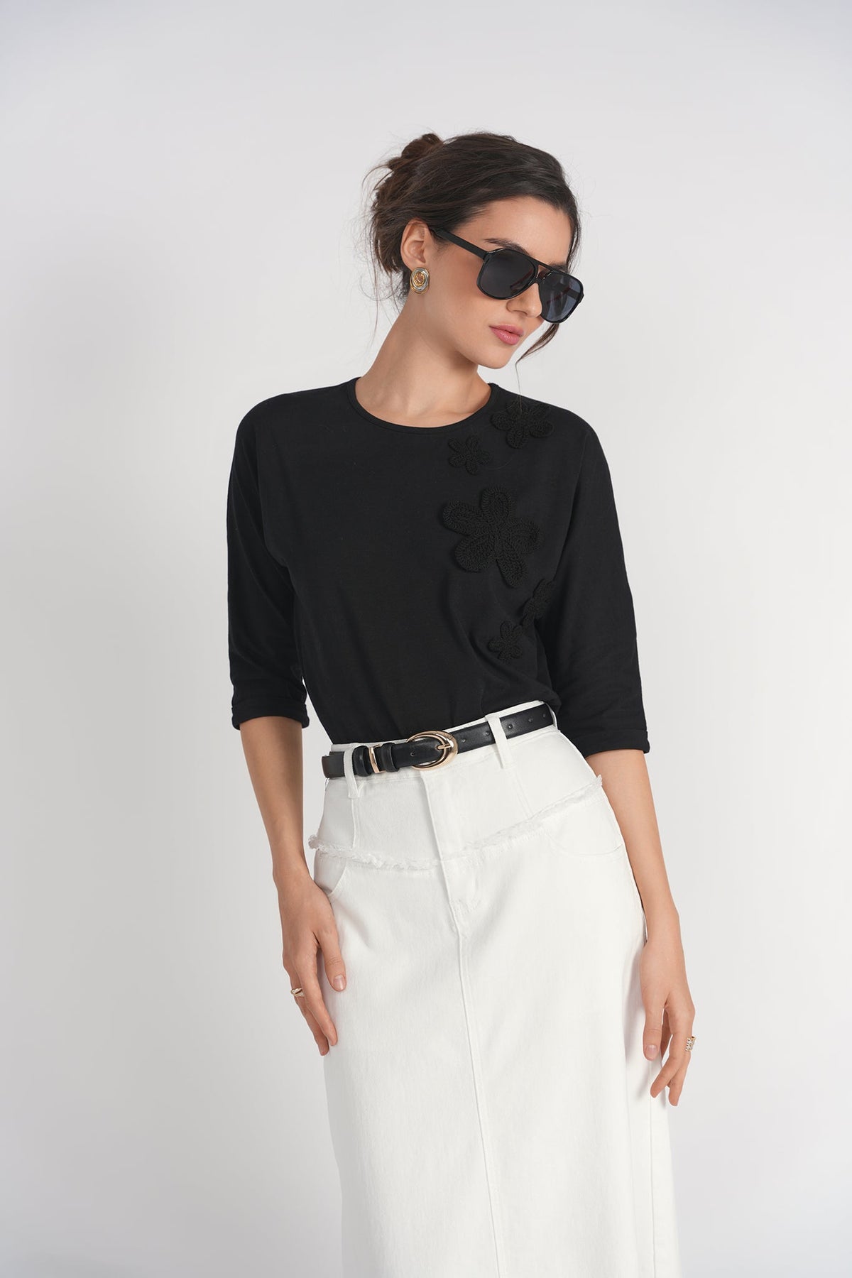 Crochet Floral Tee- 3D Floral Black