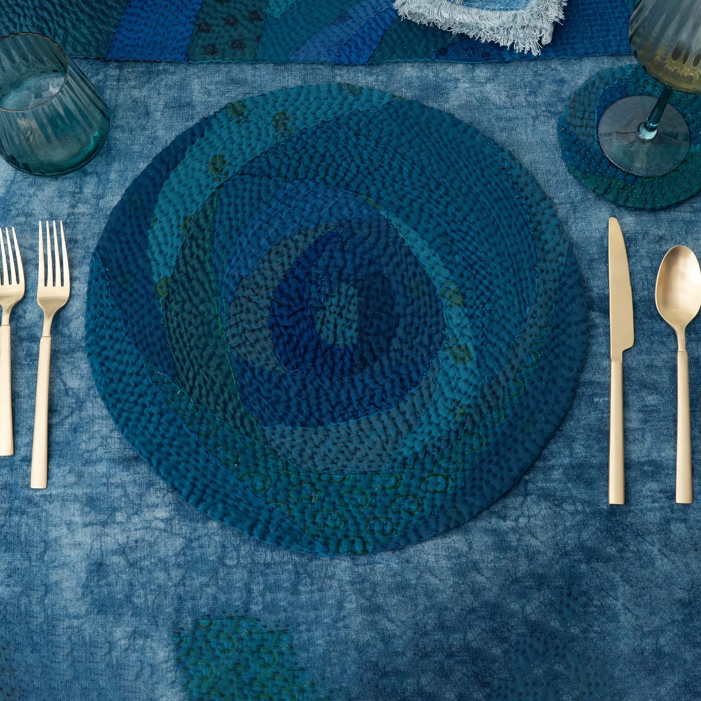 S/2 Night Sky Fray Patch Rose Placemat