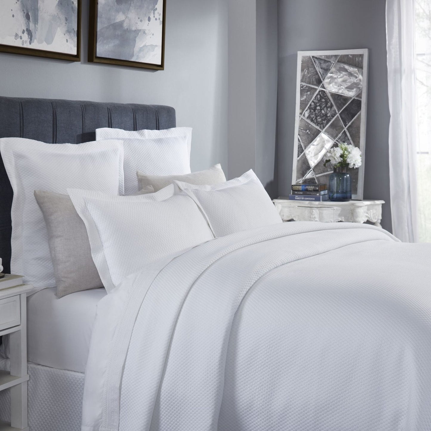 Retro Honeycomb Matelasse Coverlet
