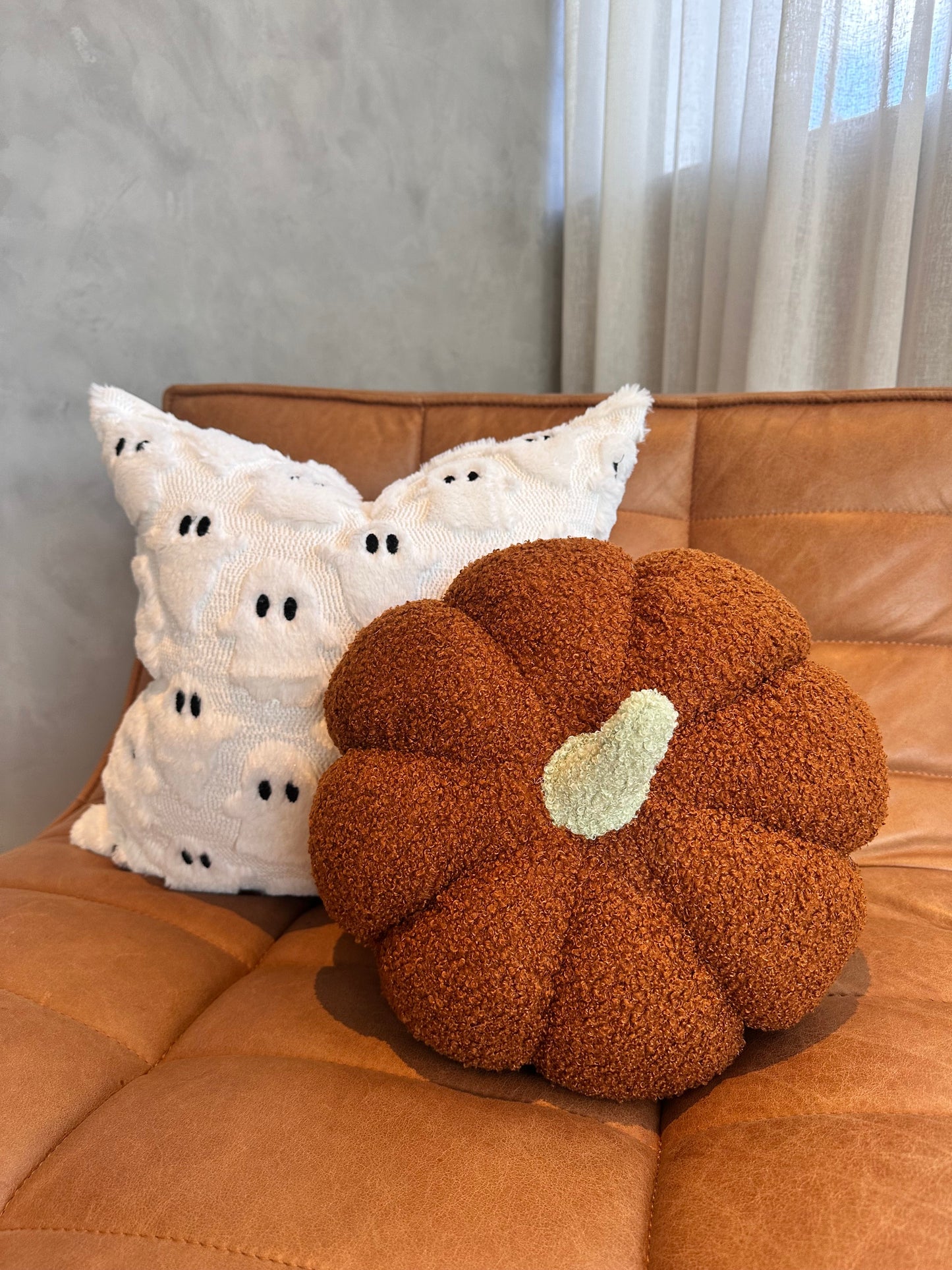 Sherpa Pumpkin & Ghost Pillow Set