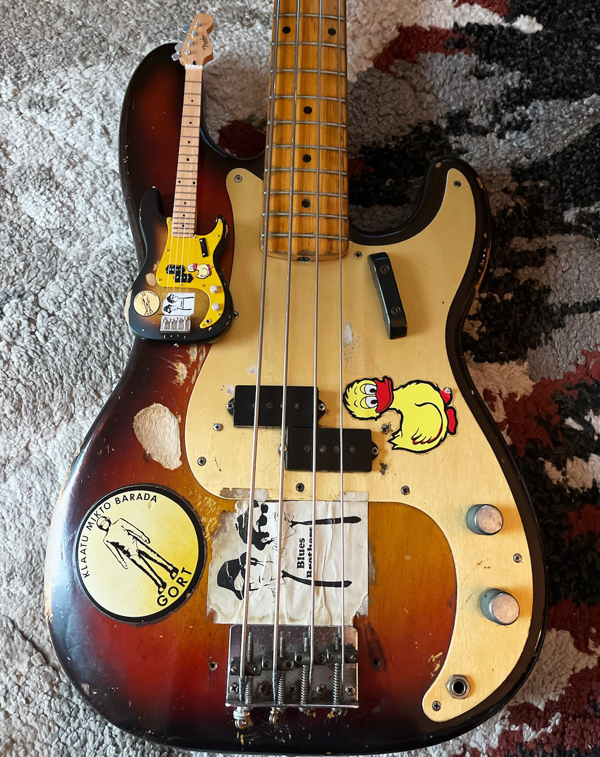Duck Dunn Original '59 Fender™ Precision Bass™ Duck Bass Miniature Model - Osadia Concept Store