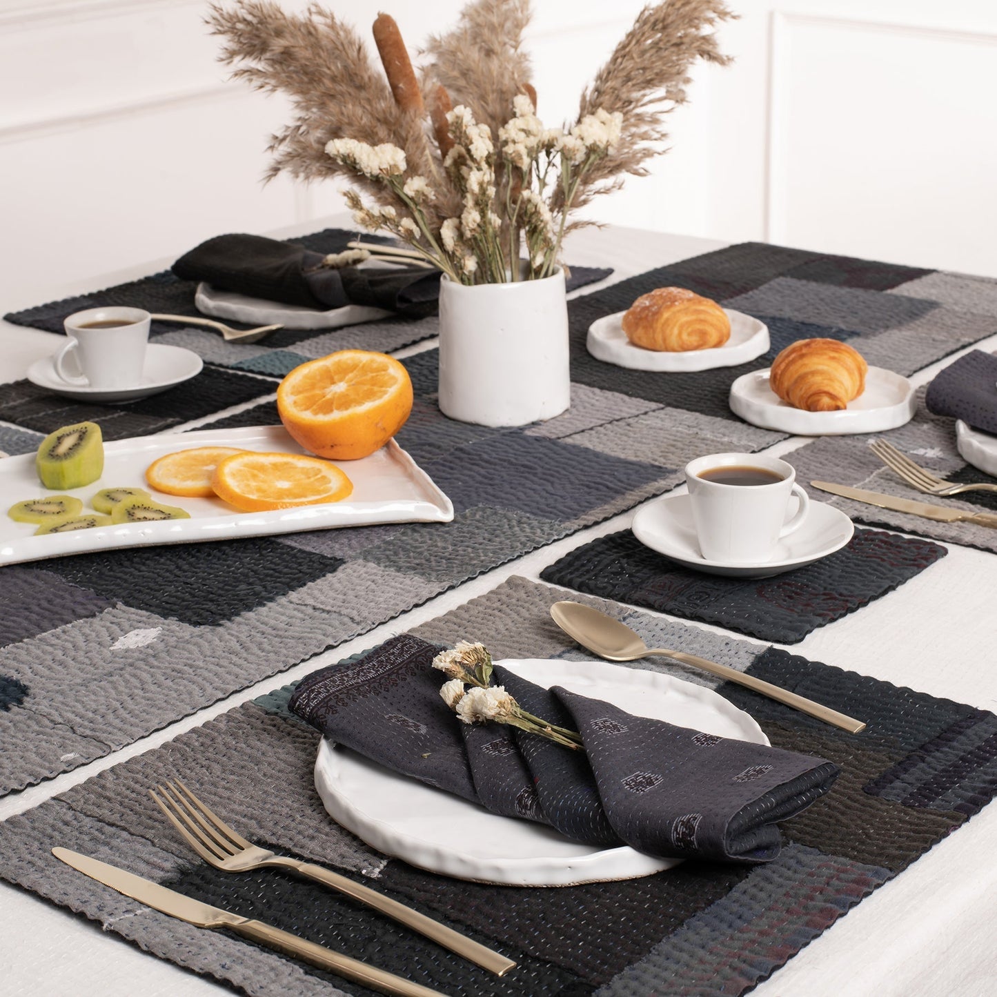 S/2 Landscape Fray Patch Vintage Kantha Placemat - Black