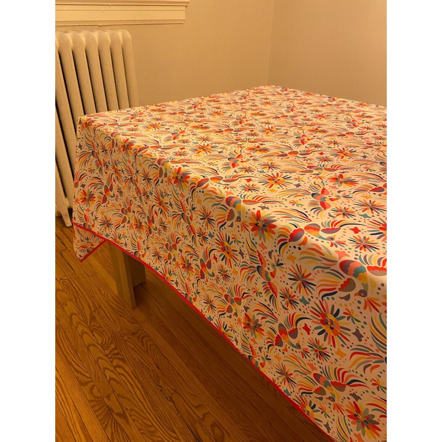 Osadia Handmade White Otomi Print Tablecloth - Pink Trim