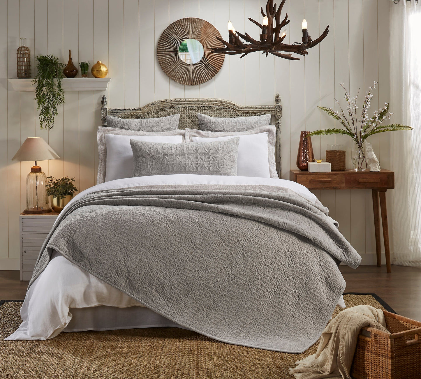 Duke Geometric Cotton Velvet Quilt - Clearance