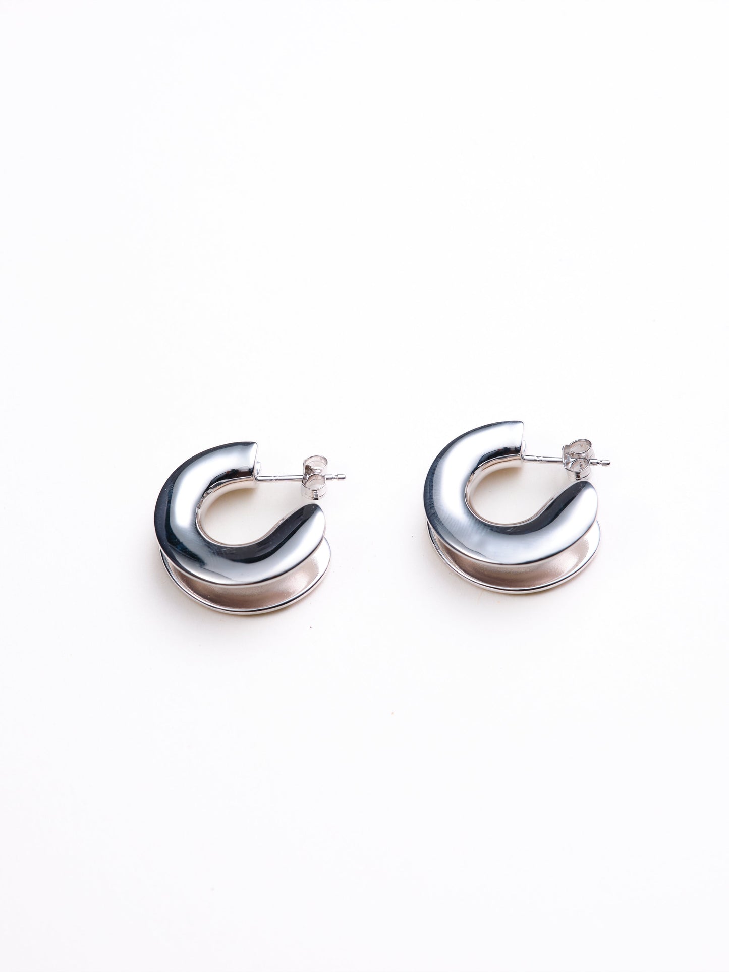 Palmer Rim Wheel Earring