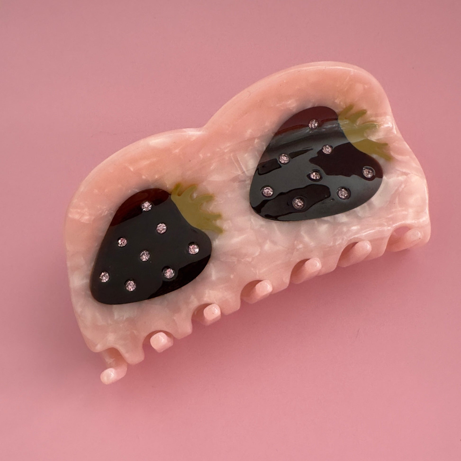 Strawberries Hair Claw - Osadia Concept Store