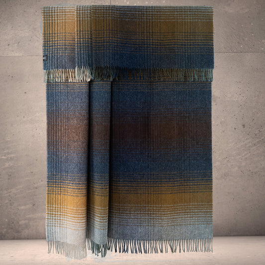 Highland Tweeds Shetland Lambswool Ombre Throw - Blue