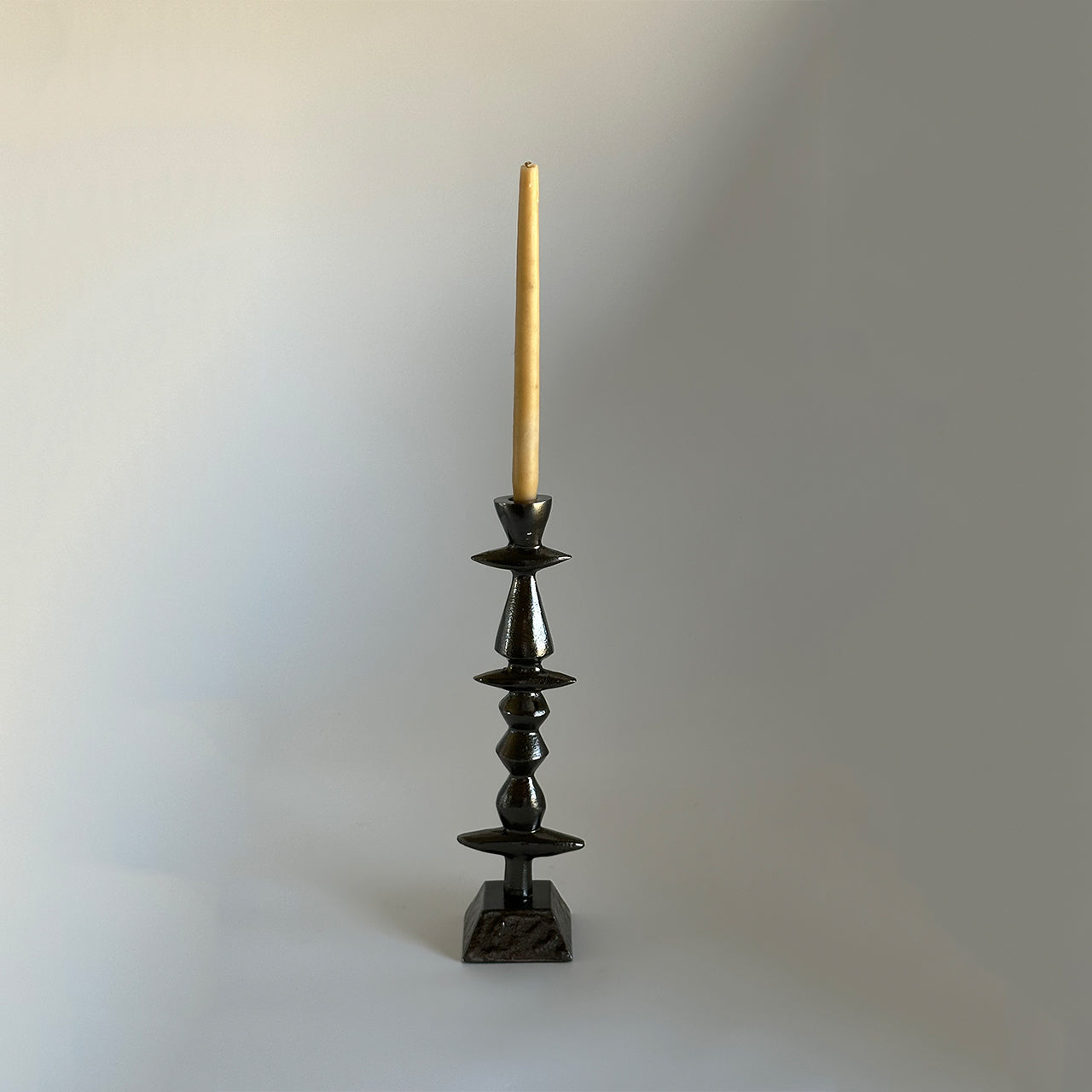 Totem candleholder