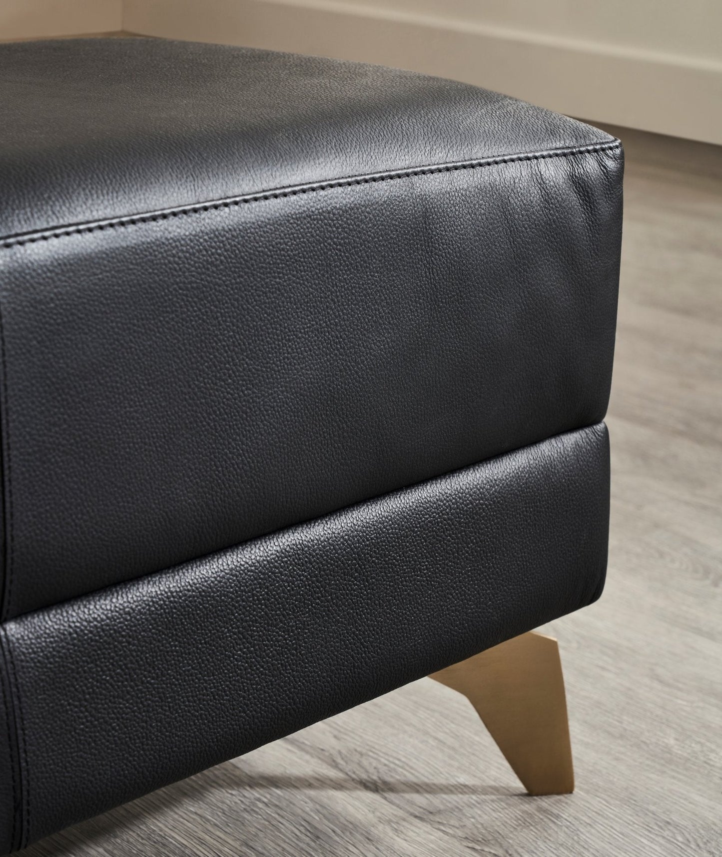 Berkeley End-Of-Day Leather Bench