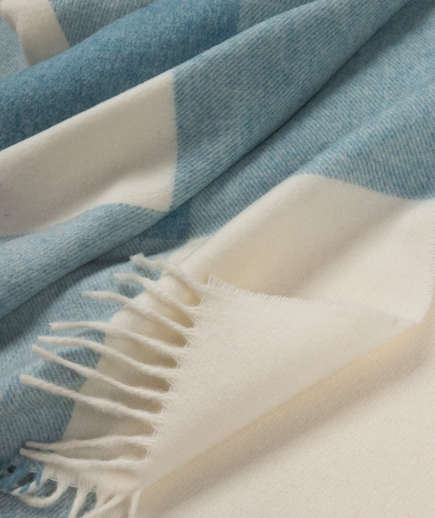 Southampton Home Merino Wool Throw – Block Sky | UK Made - Osadia Concept Store