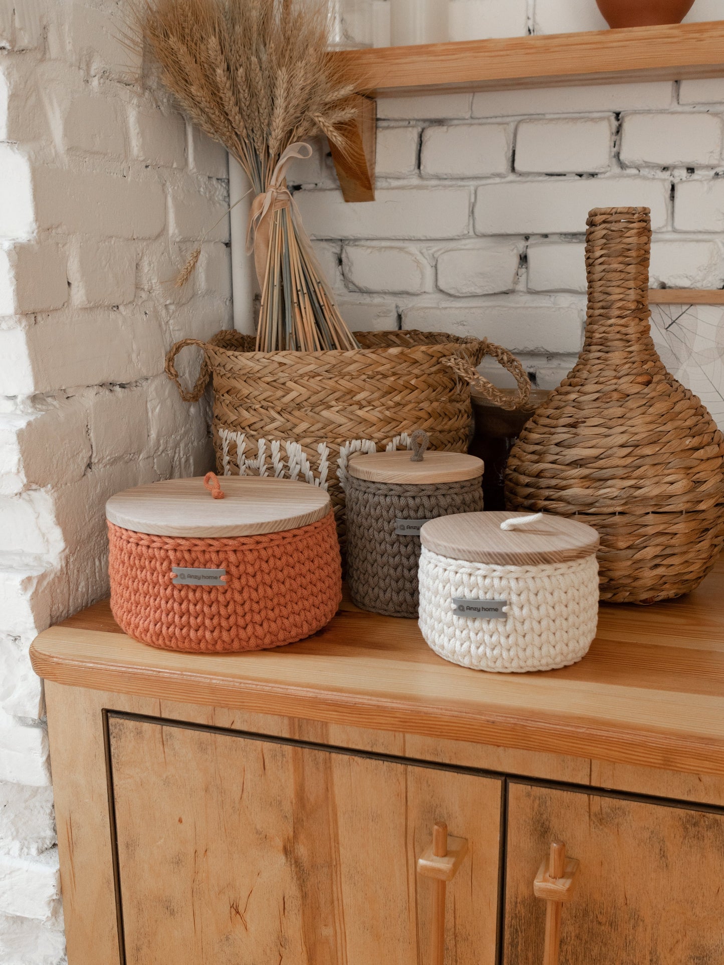Round Storage Baskets w/ Wooden Lid