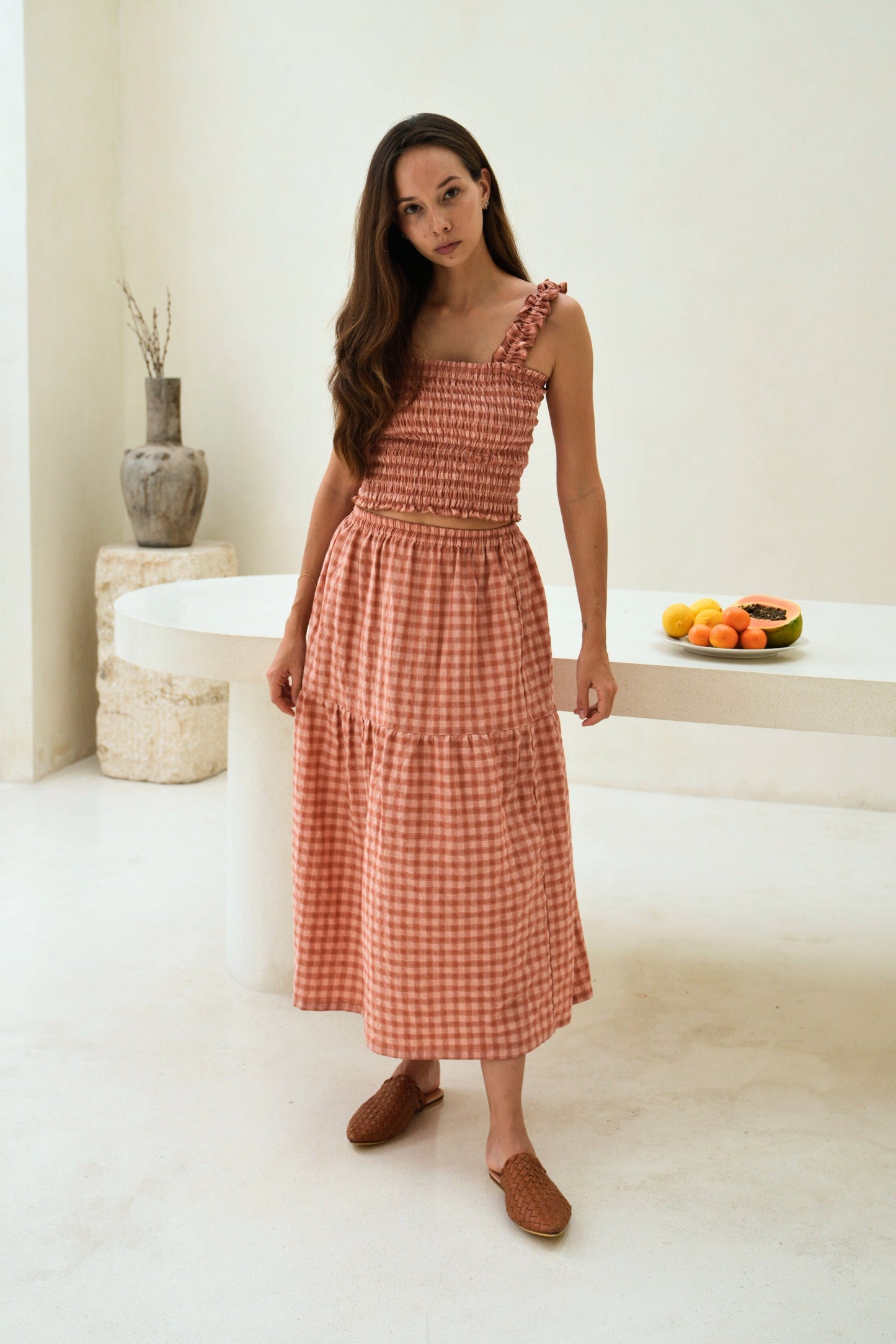 Elena Crinkle Gingham Carry-On Travel Skirt in Persimmon