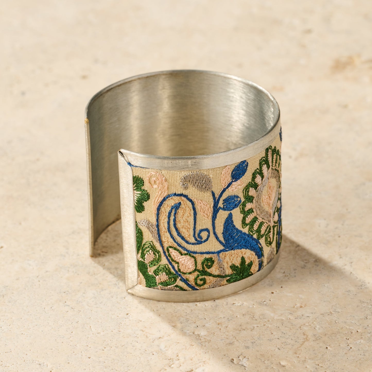 Jabardasta Silk Embroidered Cuff