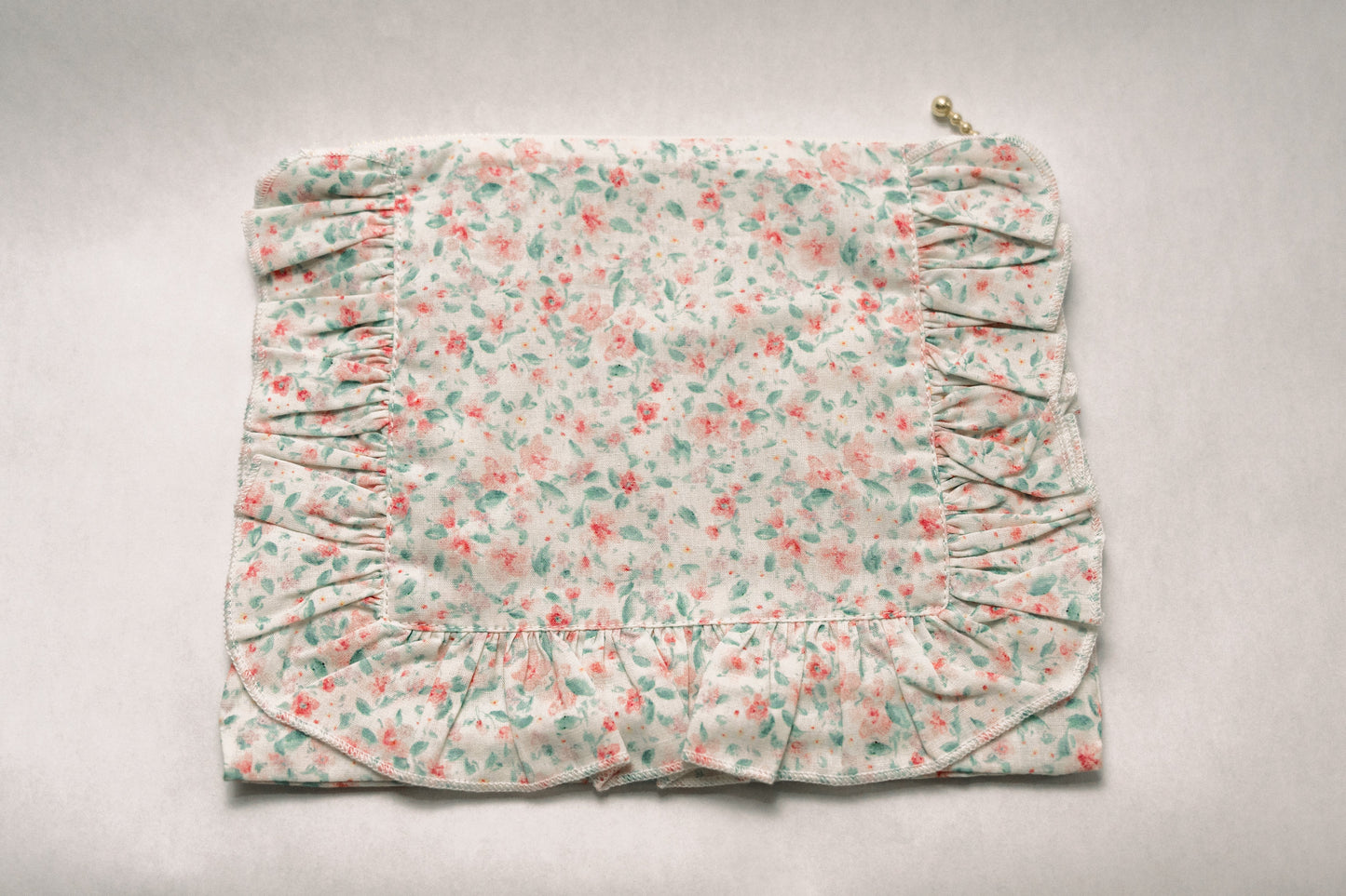 Vintage-Inspired Floral Pouch- Confetti - Osadia Concept Store