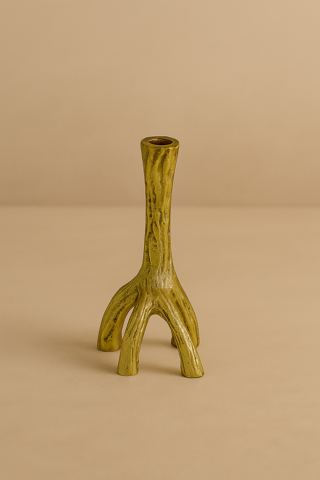 Raíz Studio Rooted Candle Holder – Hand-Cast Gold Sculptural Candle Stand (Tall & Short)