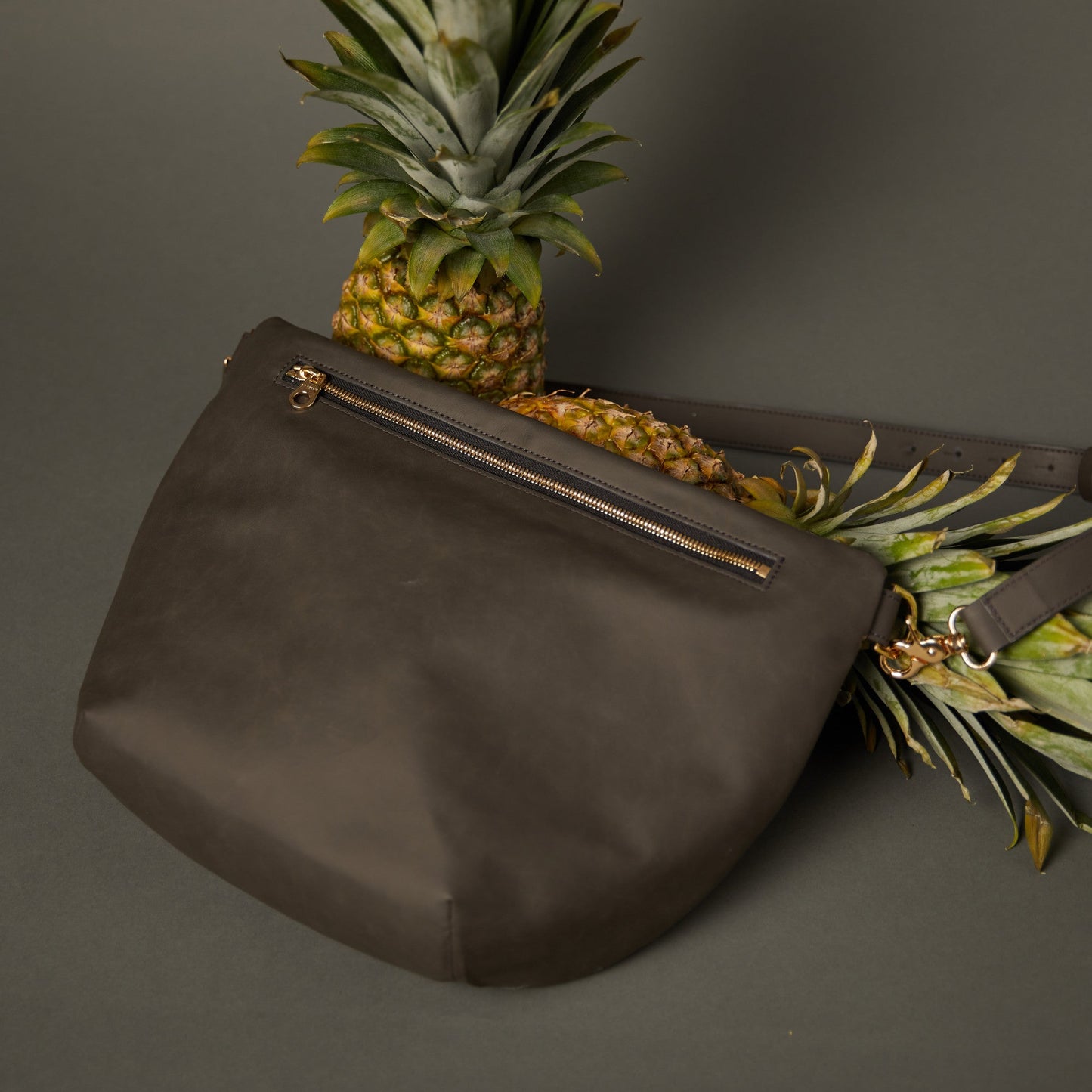 Pineapple Hobo Fanny Bag (Dark Grey)