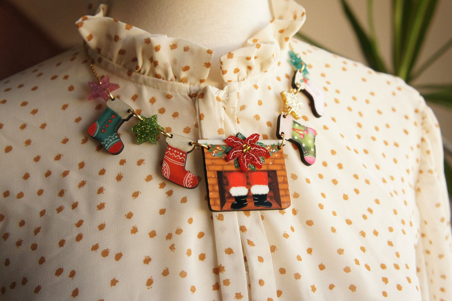 Christmas Chimney with Stockings Necklace by Laliblue
