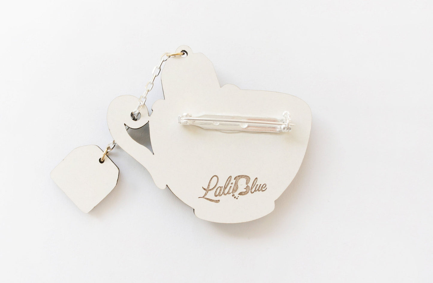 Relax Tea Brooch by Laliblue