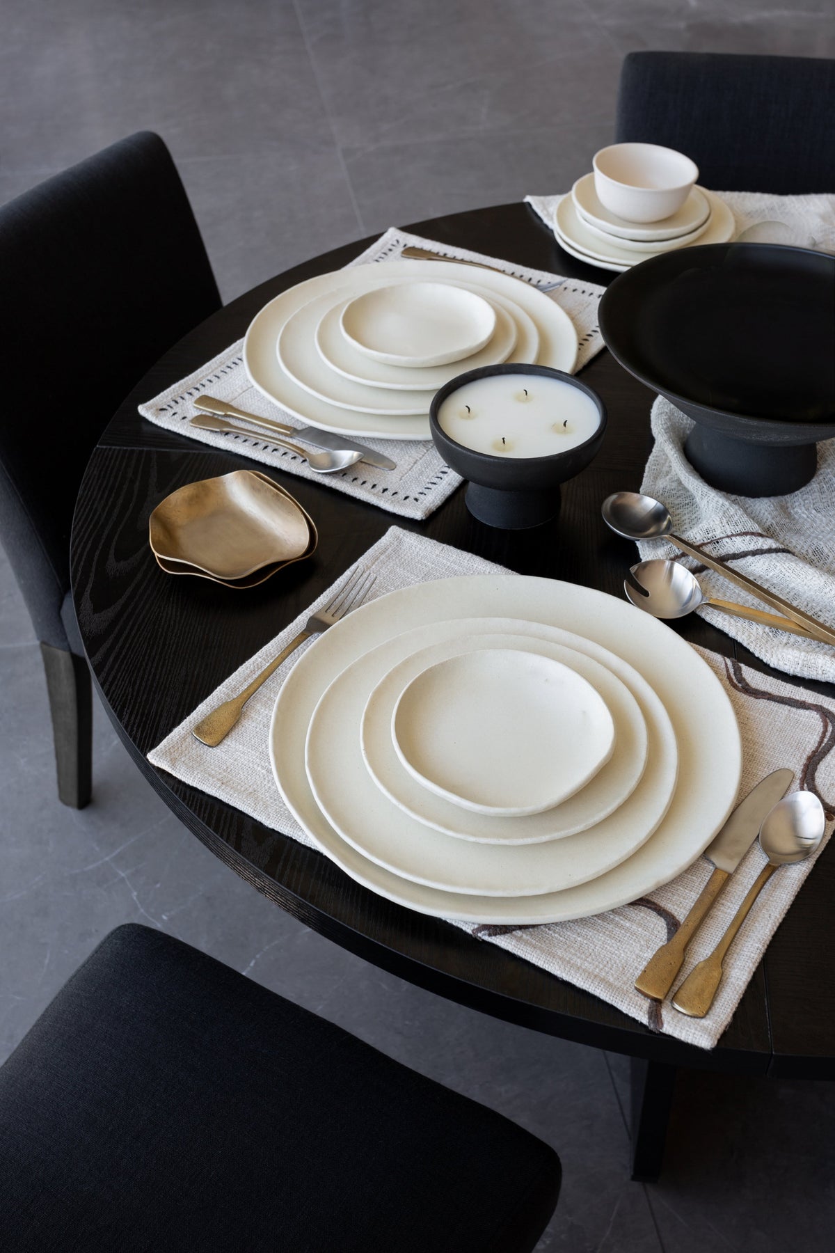 S/2 Thirteen Placemats