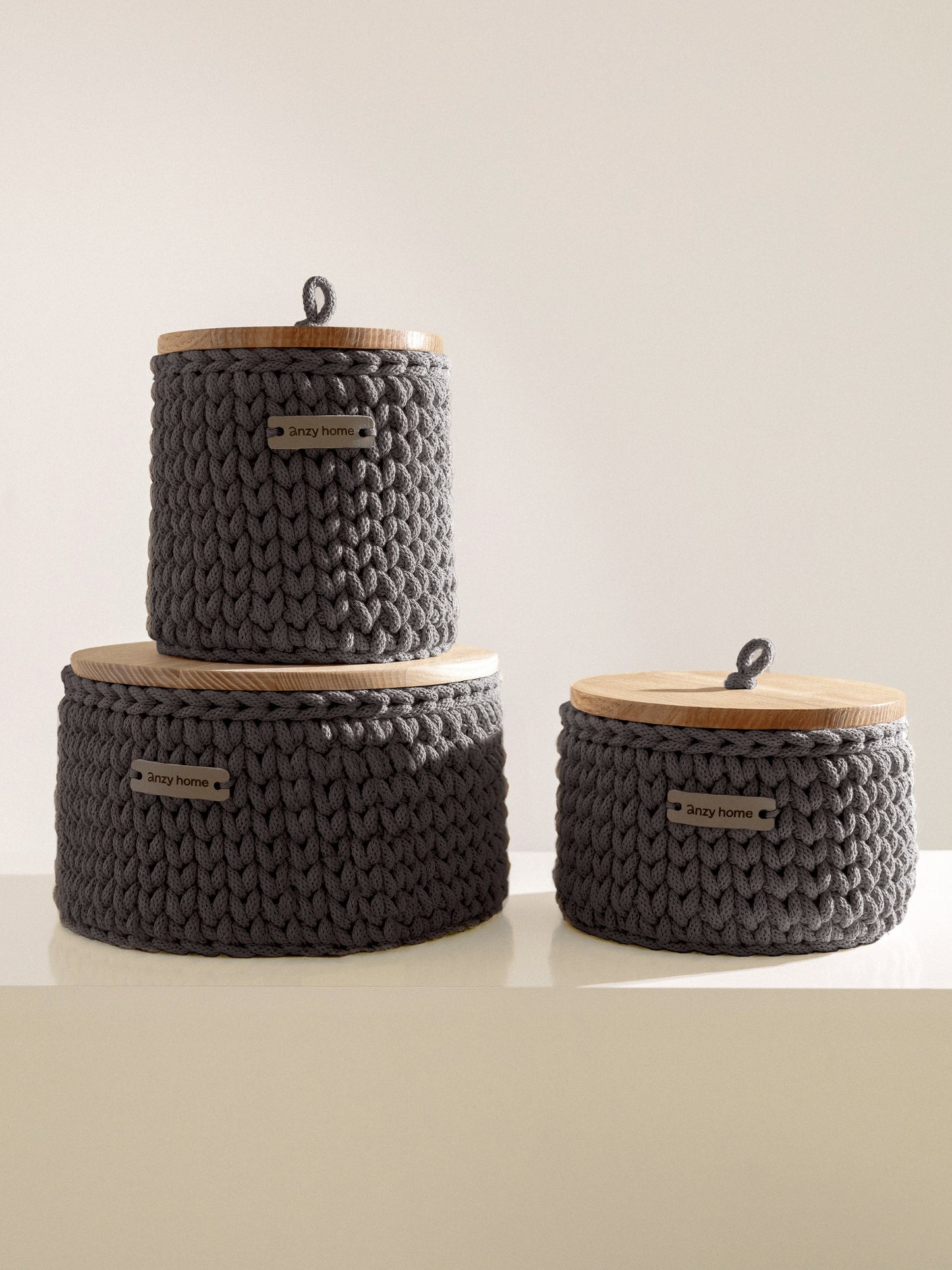 Round Storage Baskets w/ Wooden Lid