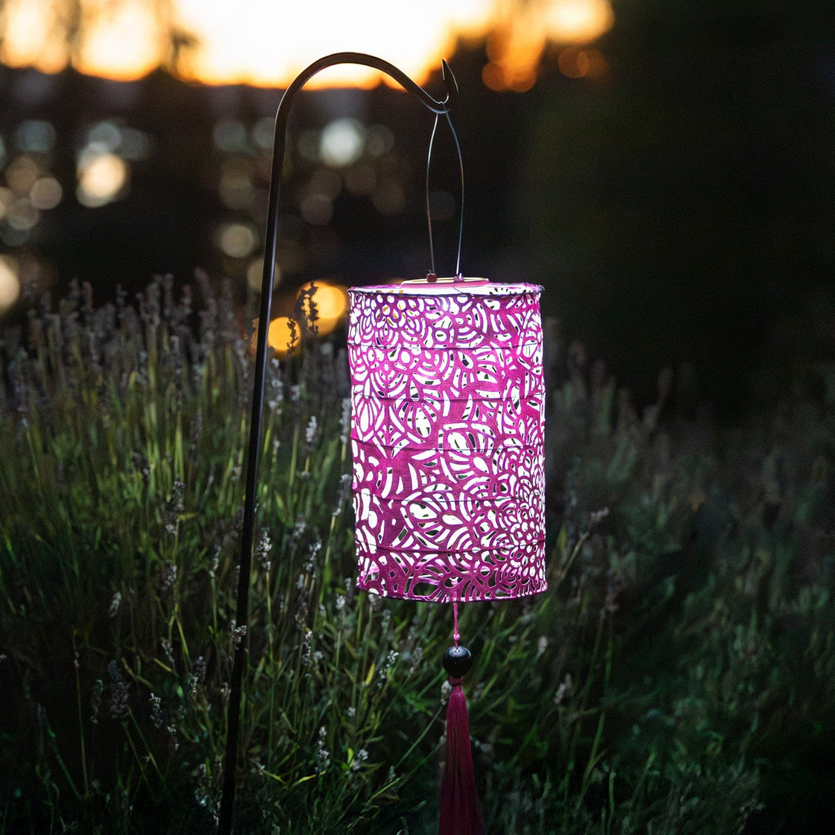 Soji Stella - Tassel Cylinder - 7.5" Solar Lantern