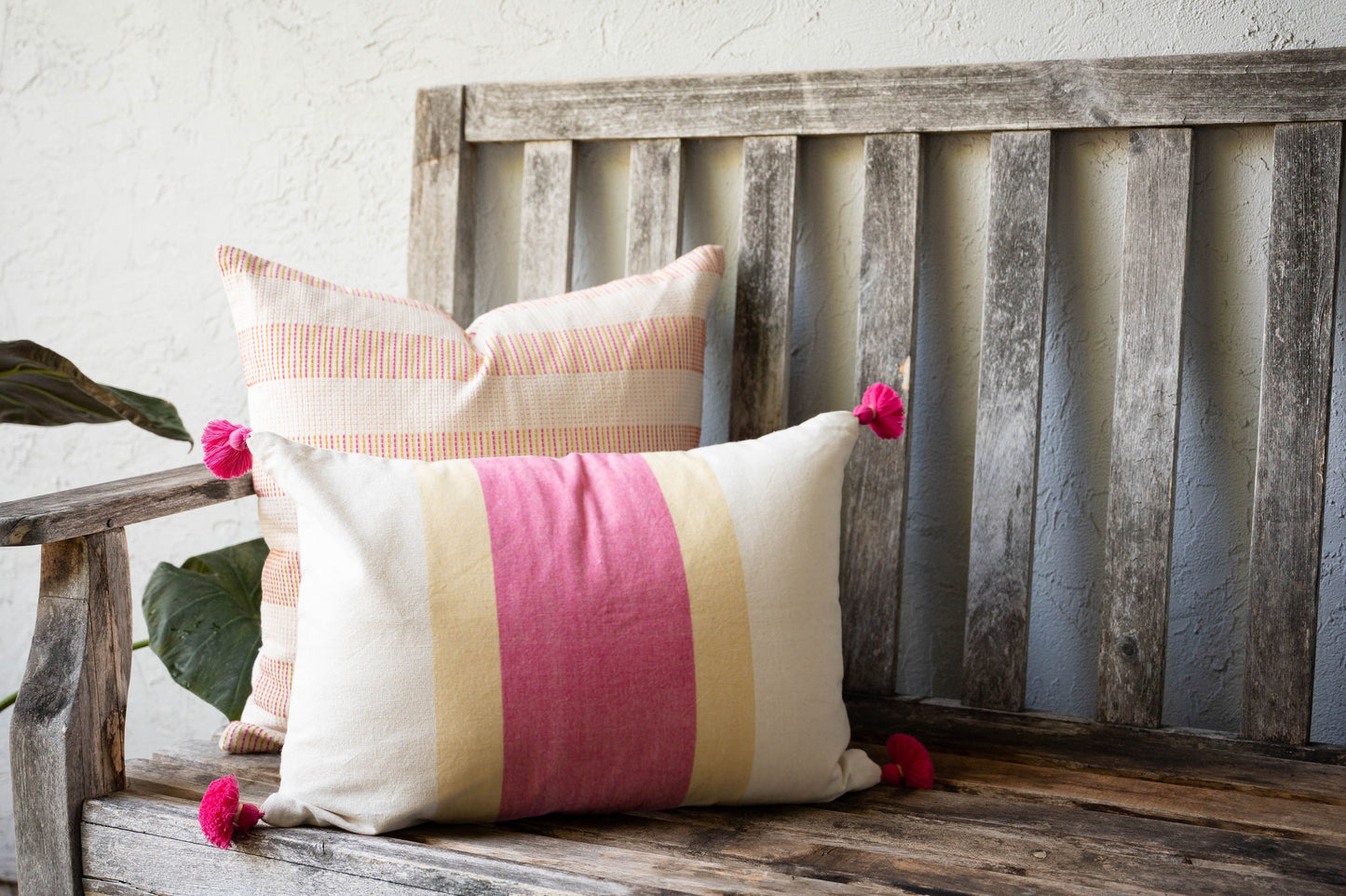 Ranisa Handloom Pillow 20"x20"