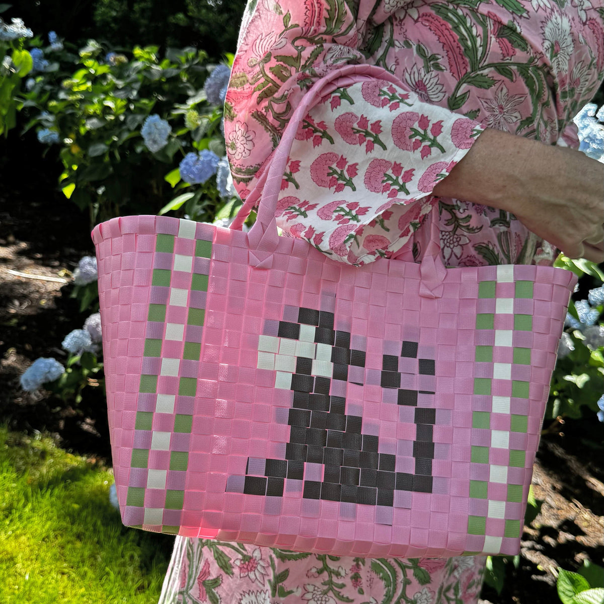 Monkey woven basket bag