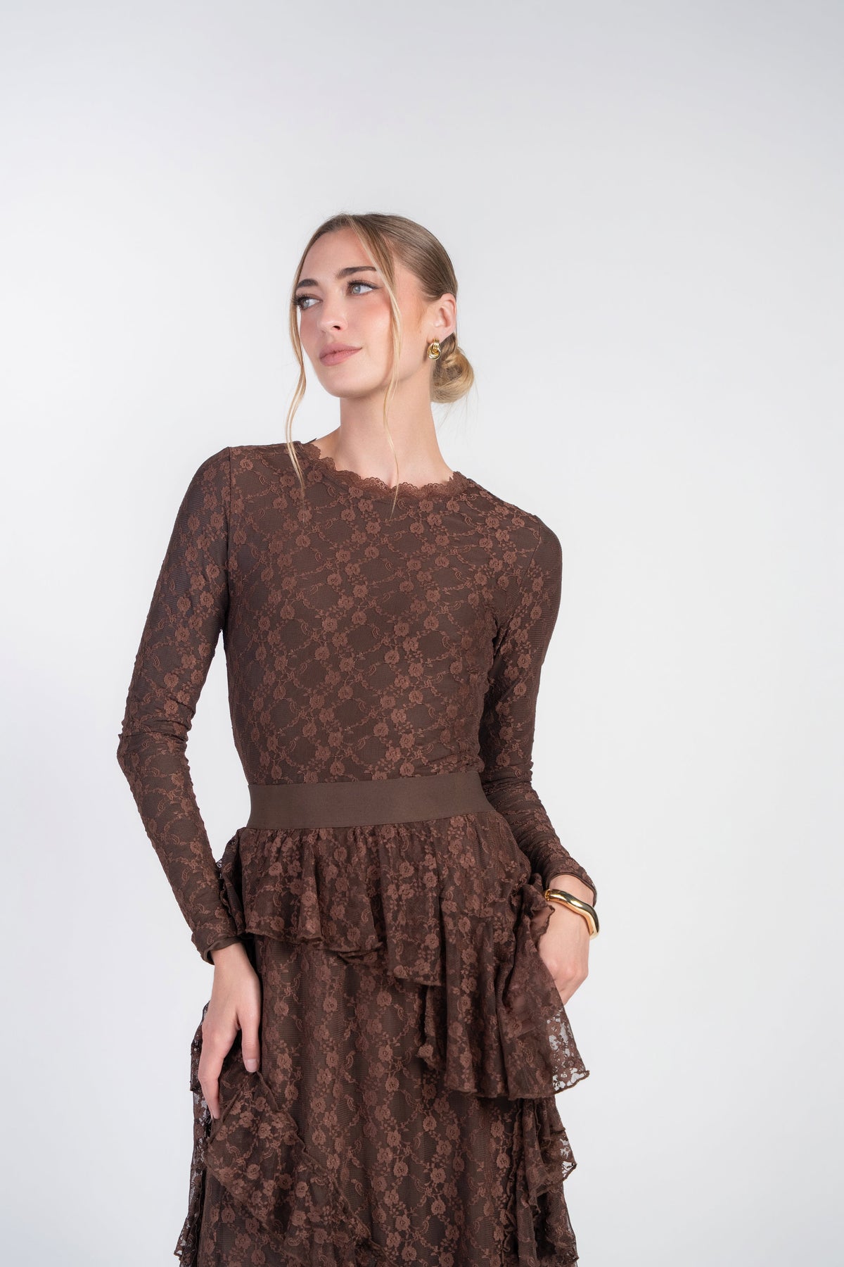 Alison Lace Tee- Chocolate
