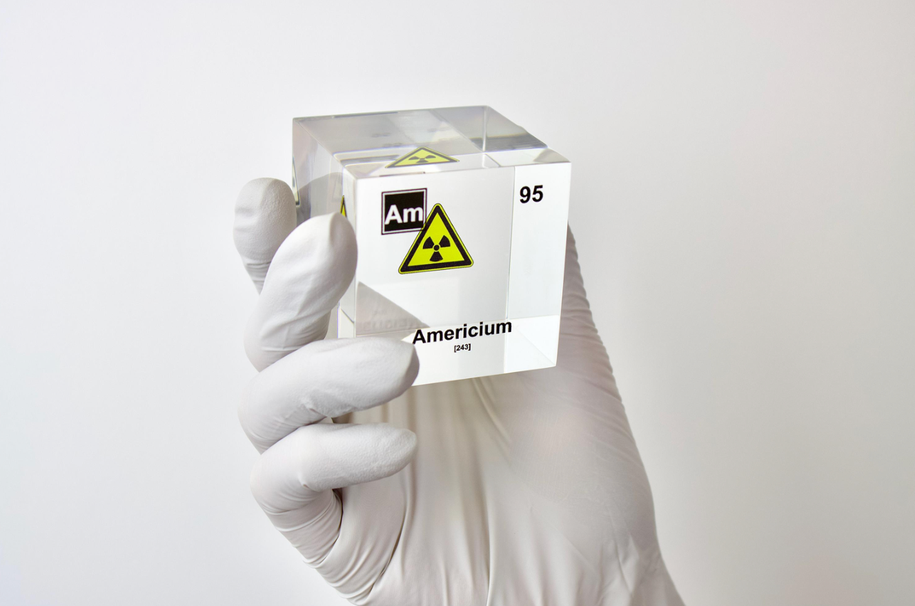Americium Element Cube
