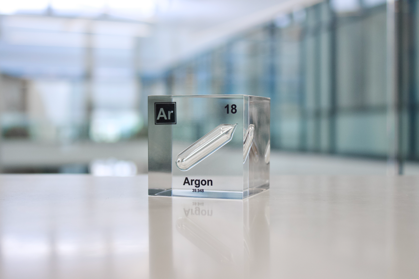 Argon Element Cube