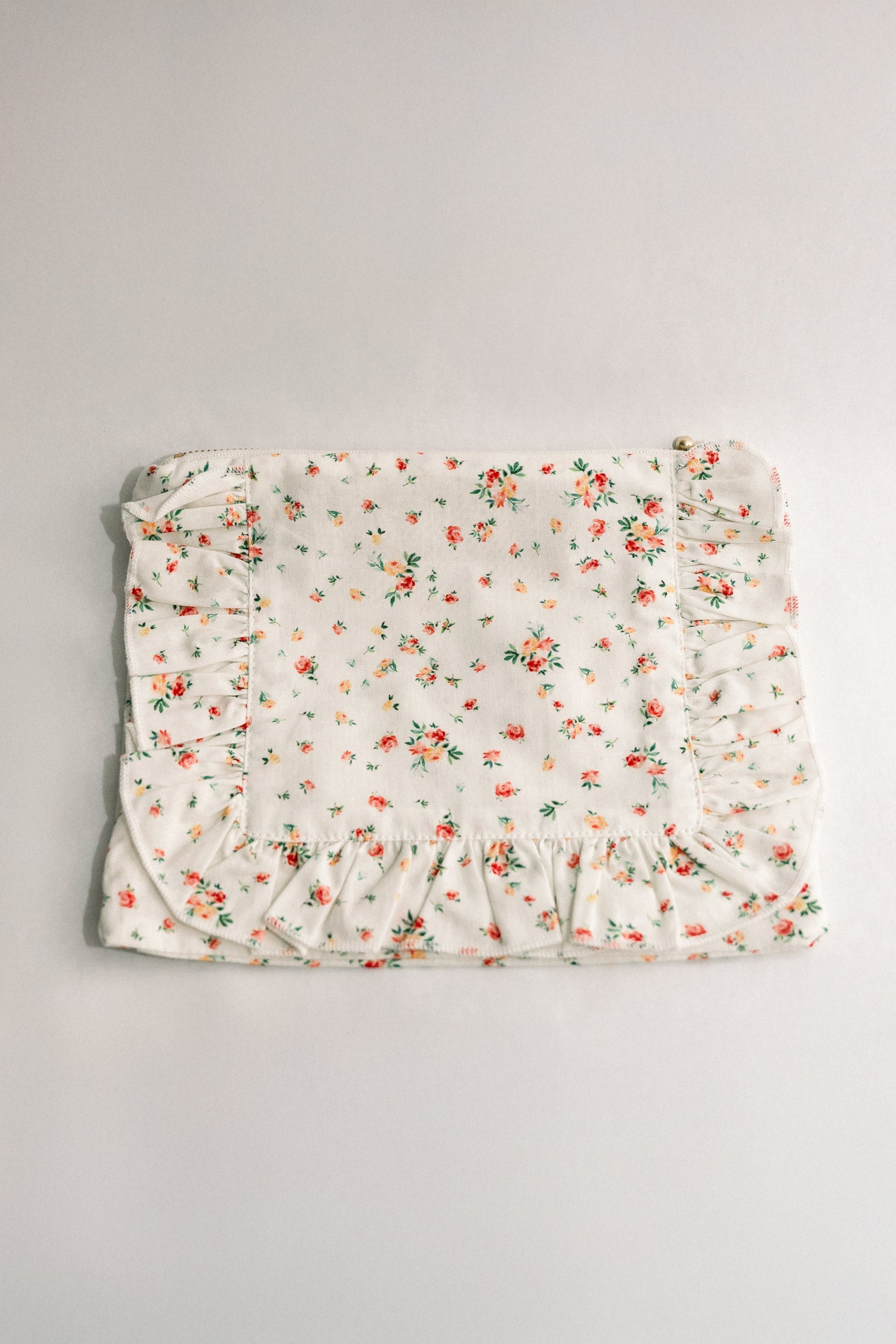 Vintage-Inspired Floral Pouch- Heirloom Bloom - Osadia Concept Store