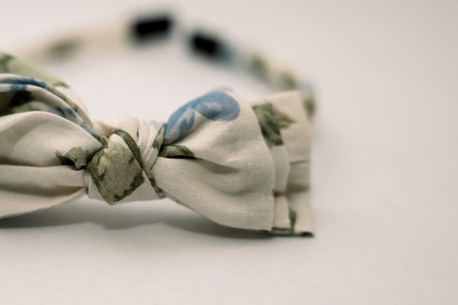 Three Little Bows Headband- Fleurs bleues - Osadia Concept Store