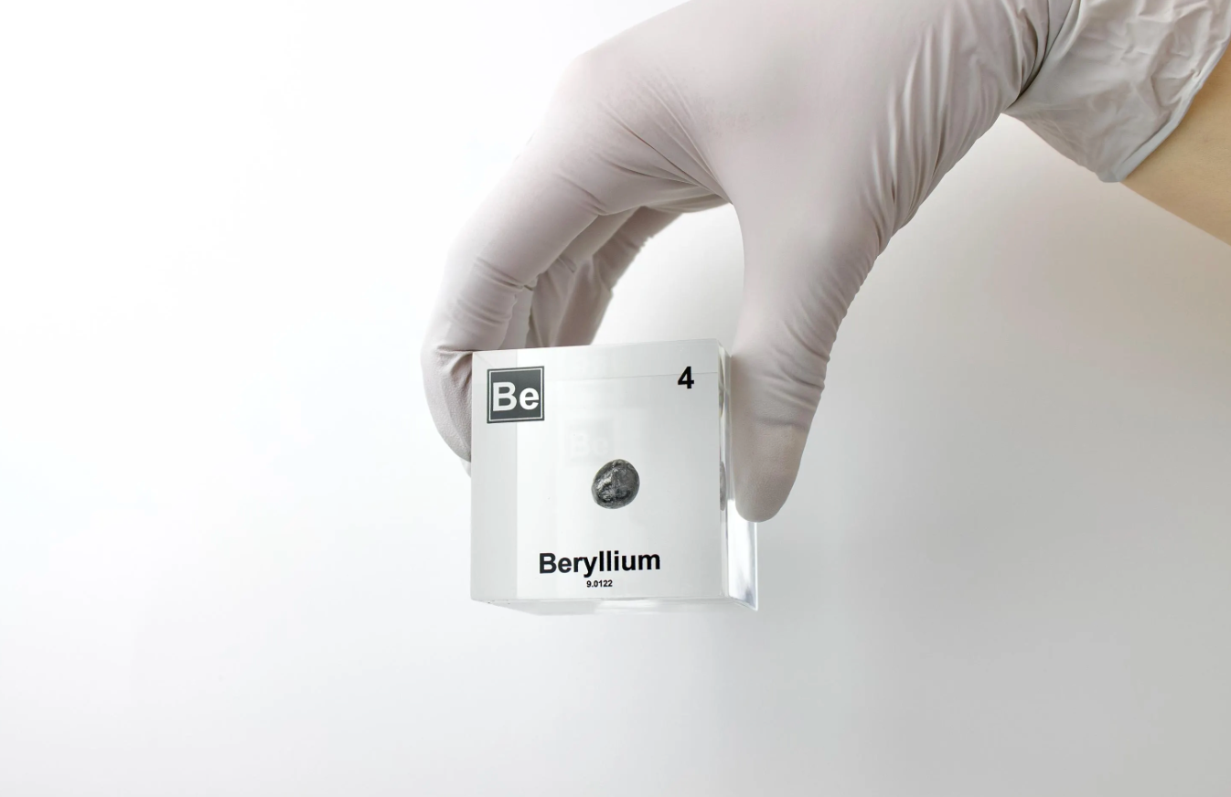 Beryllium Element Cube