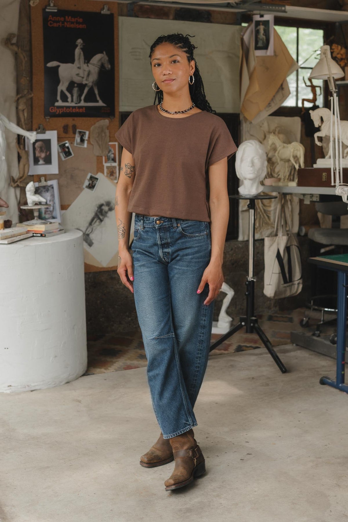 Saturday Tee (Updated) in Umber