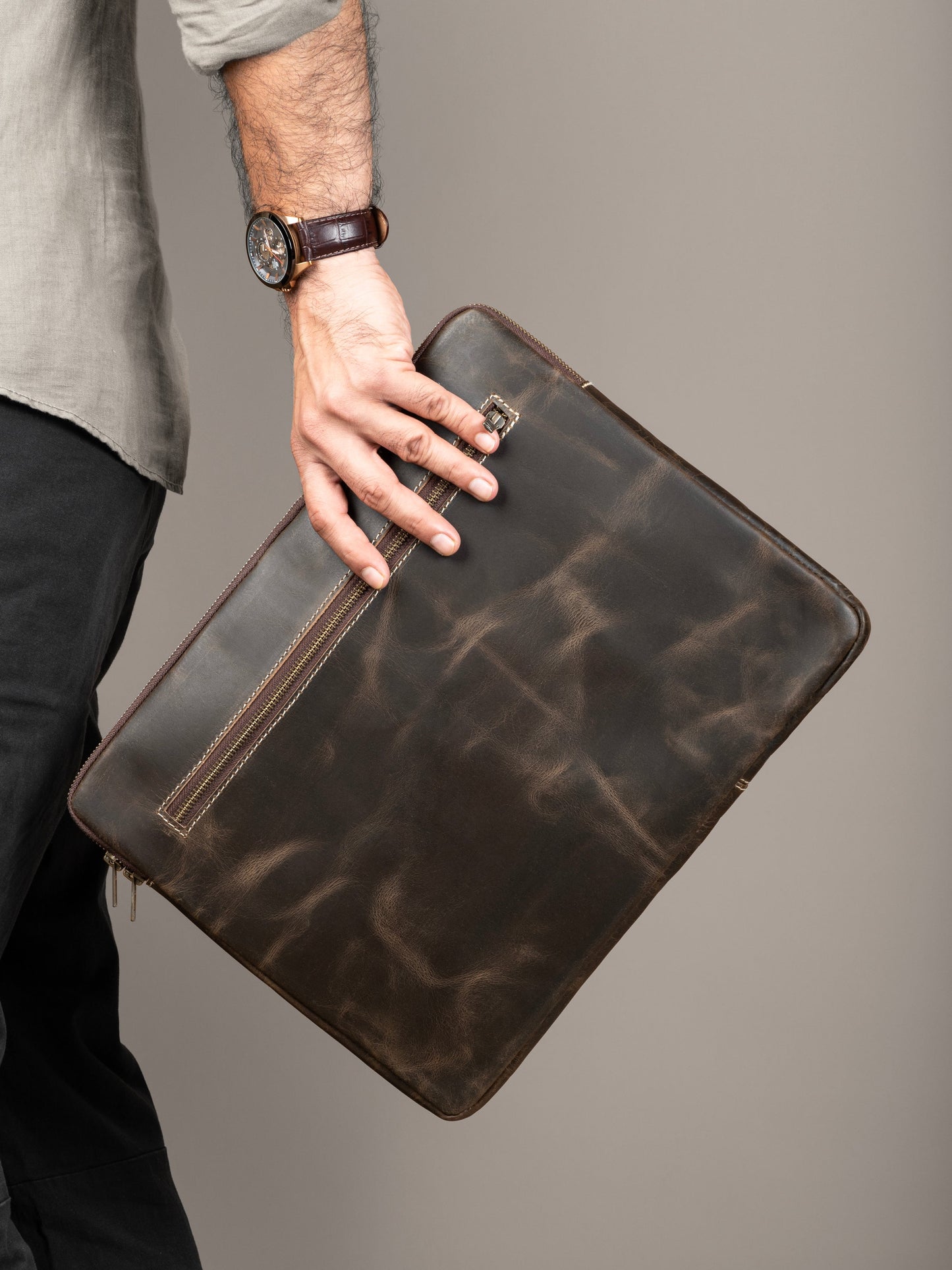 Brown Laptop Sleeve - Osadia Concept Store