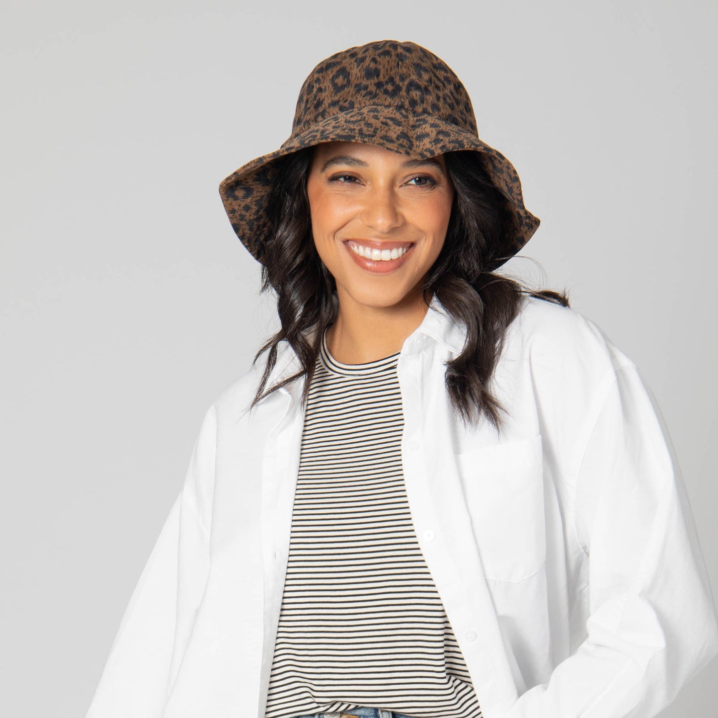 Roxie - 6 Panel Bucket Hat with Leopard Pattern