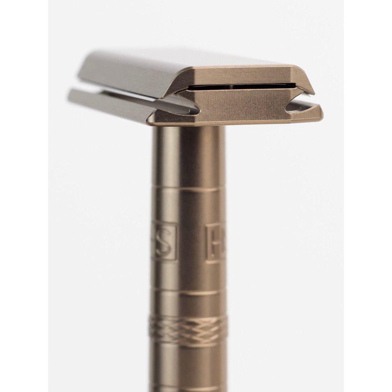 Henson Shaving [AL13-V2] Mild Safety Razor