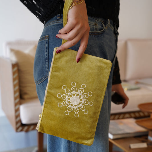 Tahriri Pouch - Yellow/Green