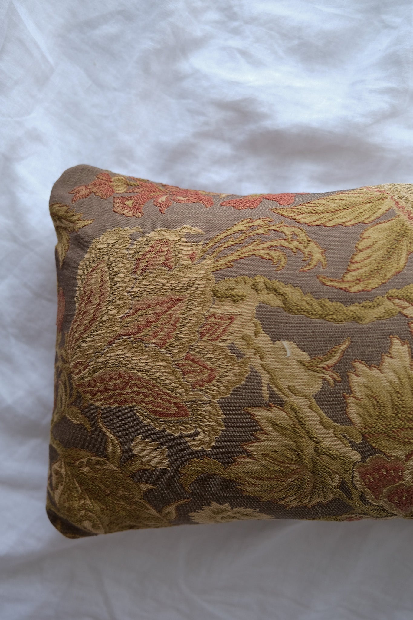 Elea Reversible Tapestry Long Lumbar