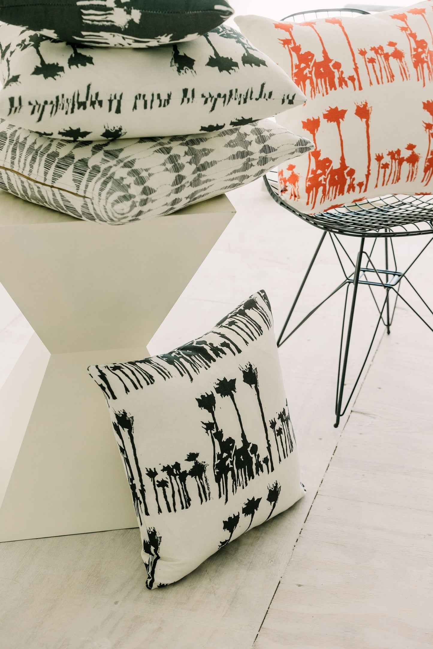 Mesa in Basalt 20" 20" Pillow