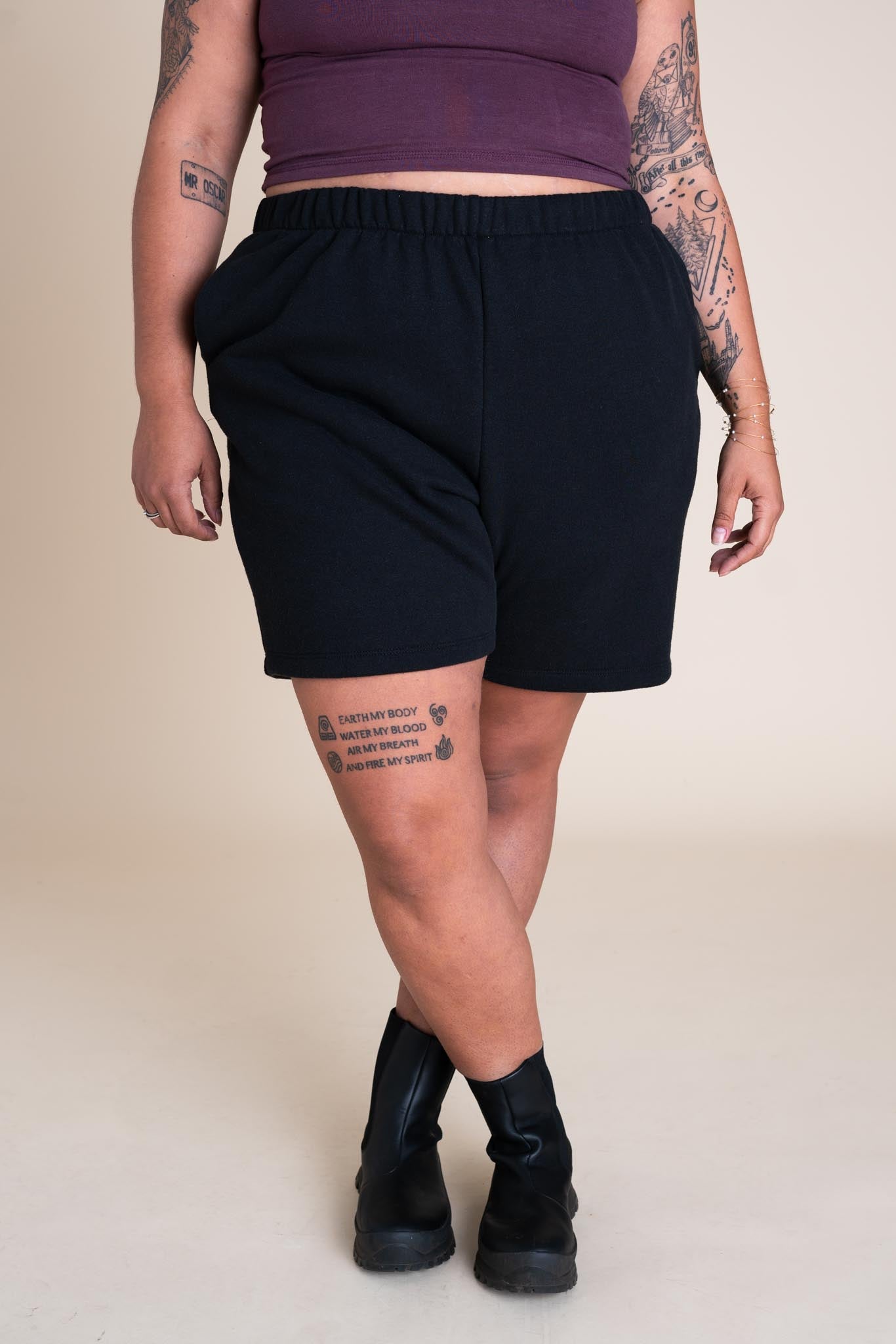 EveryBODY Shorts in Black