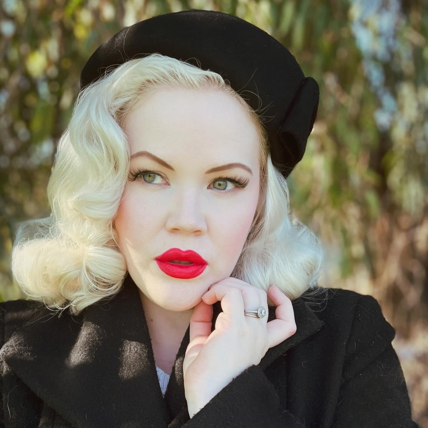 The Head-Turner Structured Beret by Lipstick & Chrome -RED