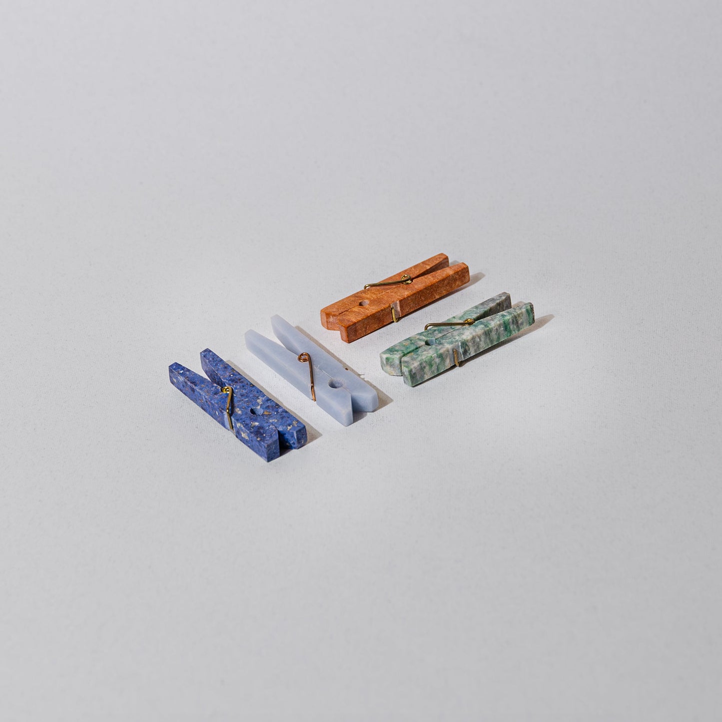 Decorative gemstone Laundry Clip - Celeste Blue