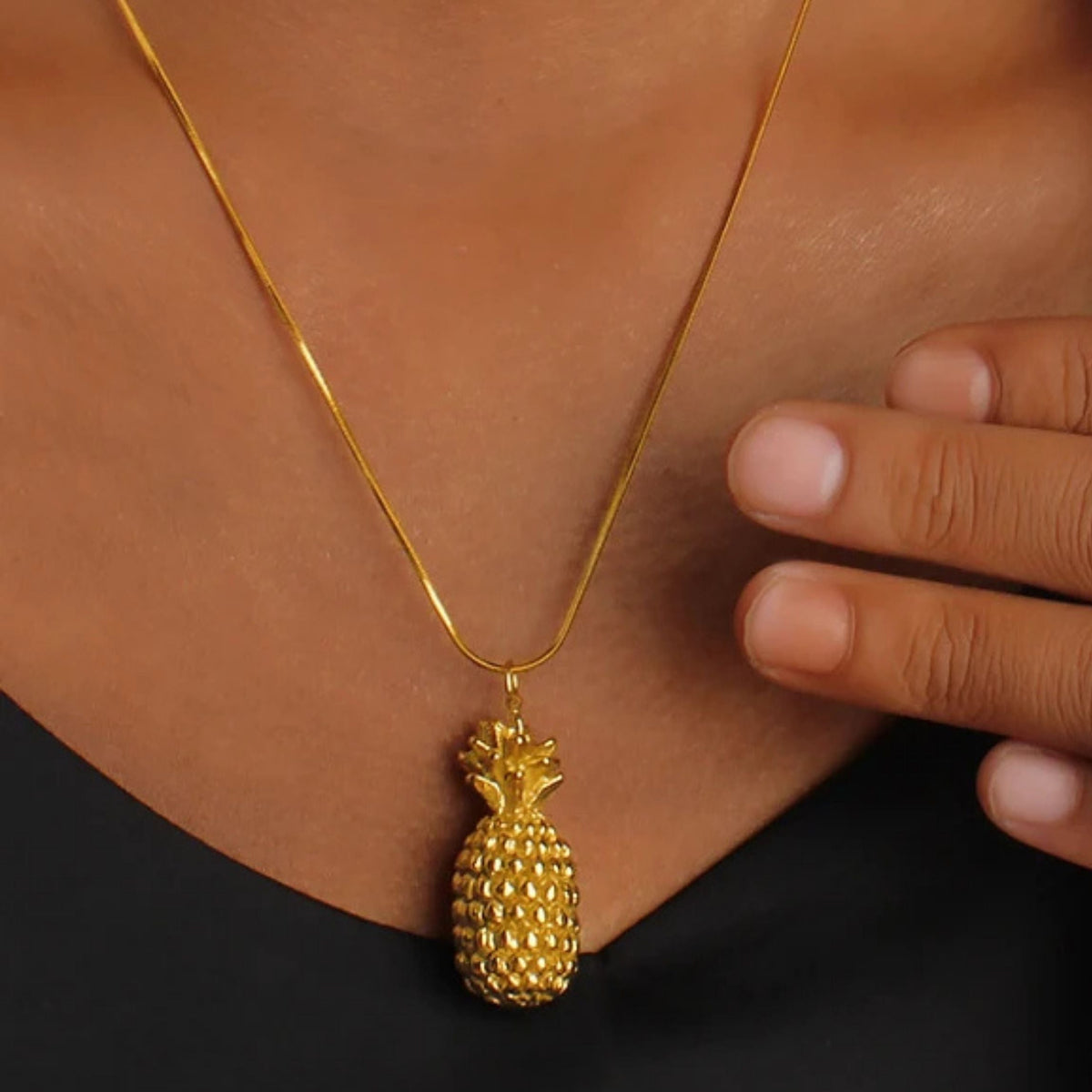 Gold Pineapple Pendant Necklace | Tropical Summer Jewelry