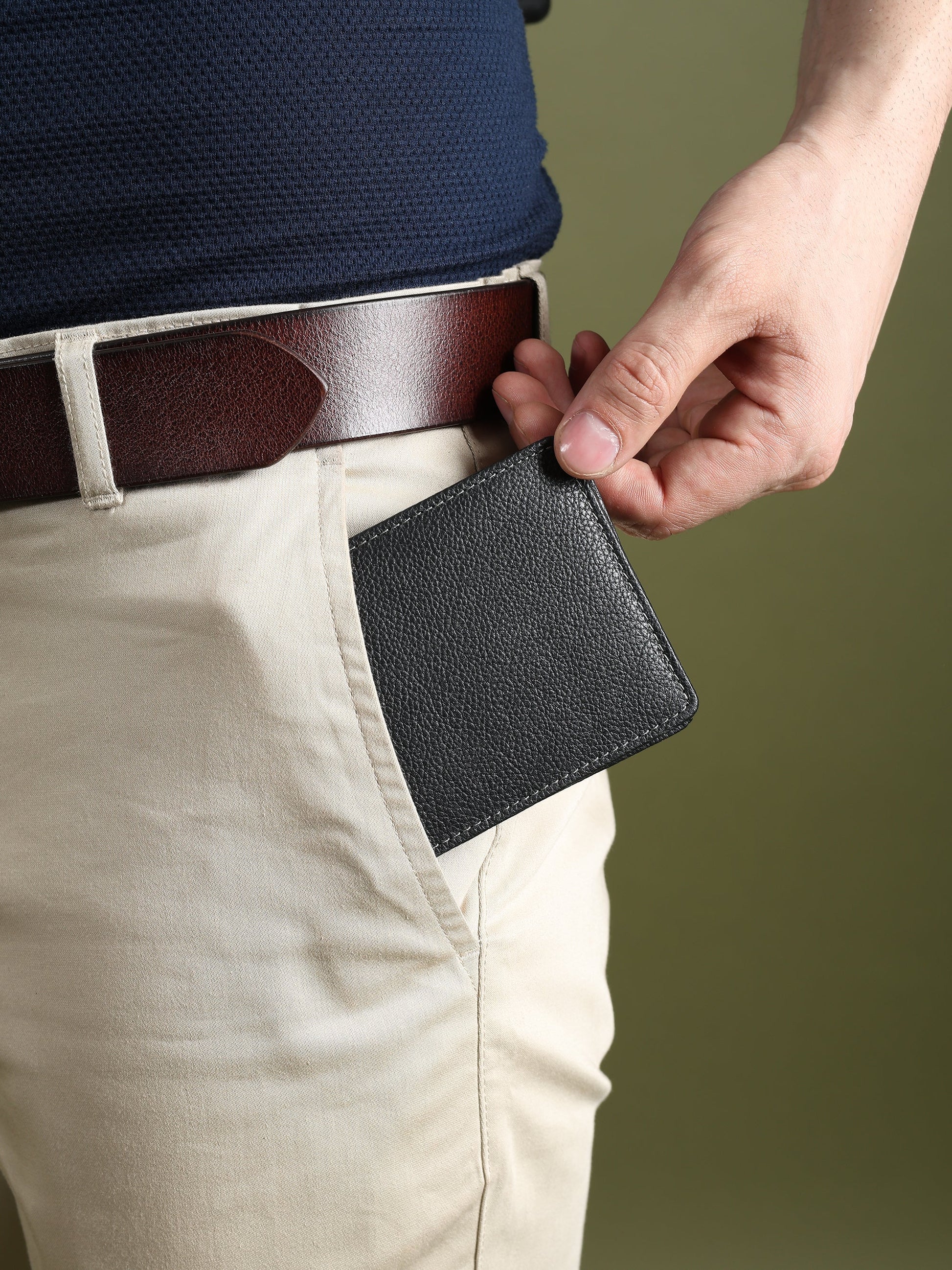 Black Textured Leather Mens Wallet - Osadia Concept Store