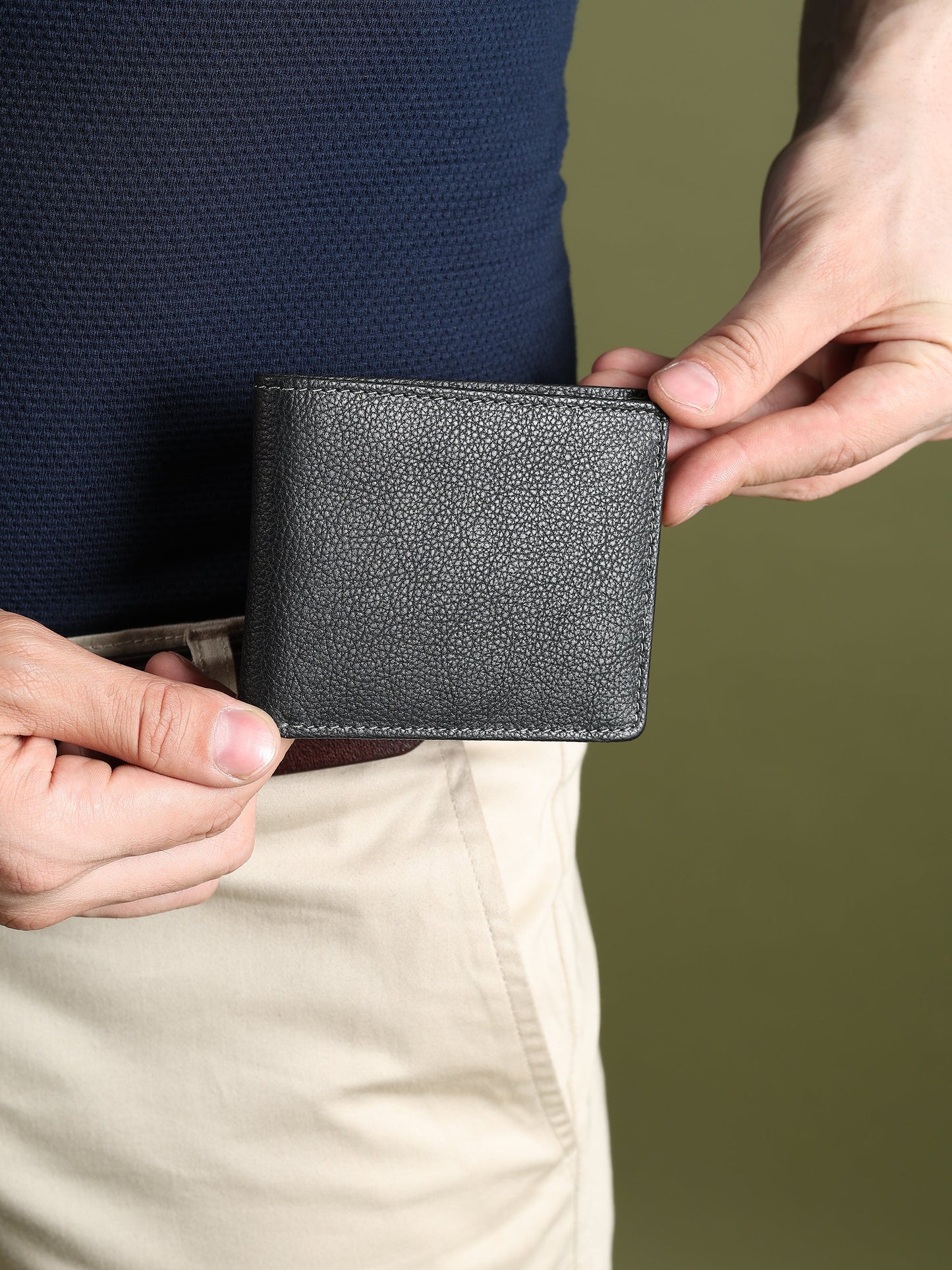 Black Textured Leather Mens Wallet - Osadia Concept Store